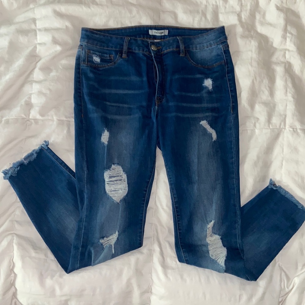 stretchy blue jean pants